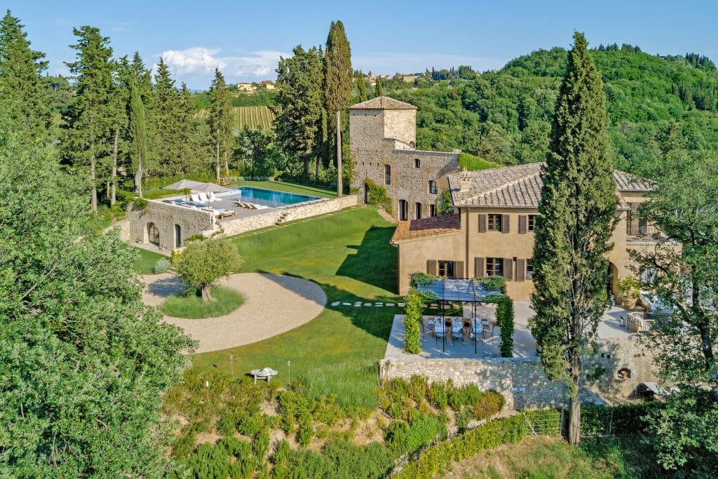 Castle for Sale in Tuscany, Courtesy of Lionard.